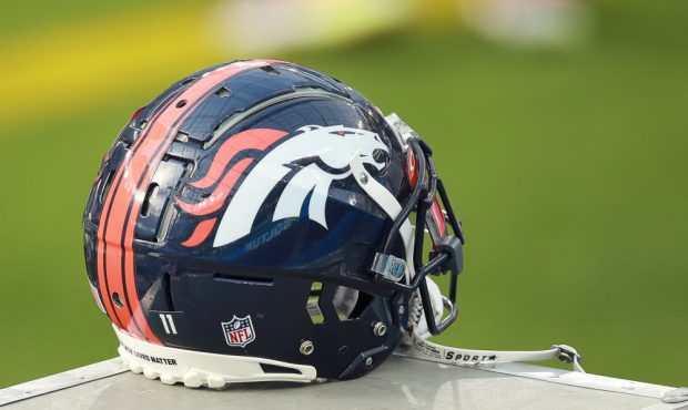 INGLEWOOD, CALIFORNIA - DECEMBER 27: A Denver Broncos helmet sits on the bench before the start of ...