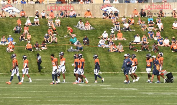 DENVER, COLORADO - AUGUST 17: Denver Broncos practices during training camp at UCHealth Training Ce...