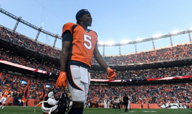 DENVER , CO - AUGUST 28: Teddy Bridgewater (5) of the Denver Broncos prepares to take on the Los An...